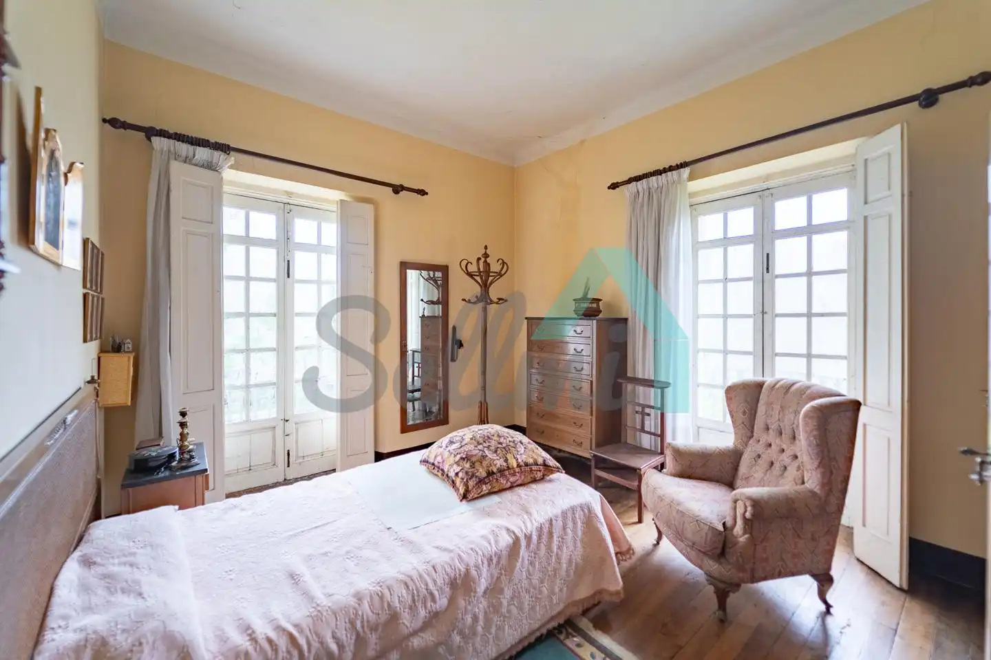 Dormitori de Casa o xalet en venda en Piloña amb Jardí privat, Parquet i Terrassa