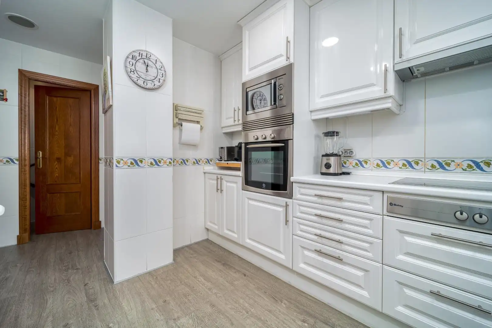 Cocina de Piso en venta en Majadahonda con Calefacción, Terraza y Trastero