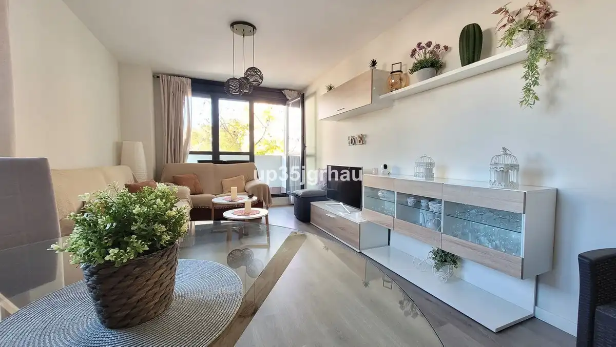 Living room of Apartments for sale in Estepona  with Air Conditioner, Terrace and Furnished