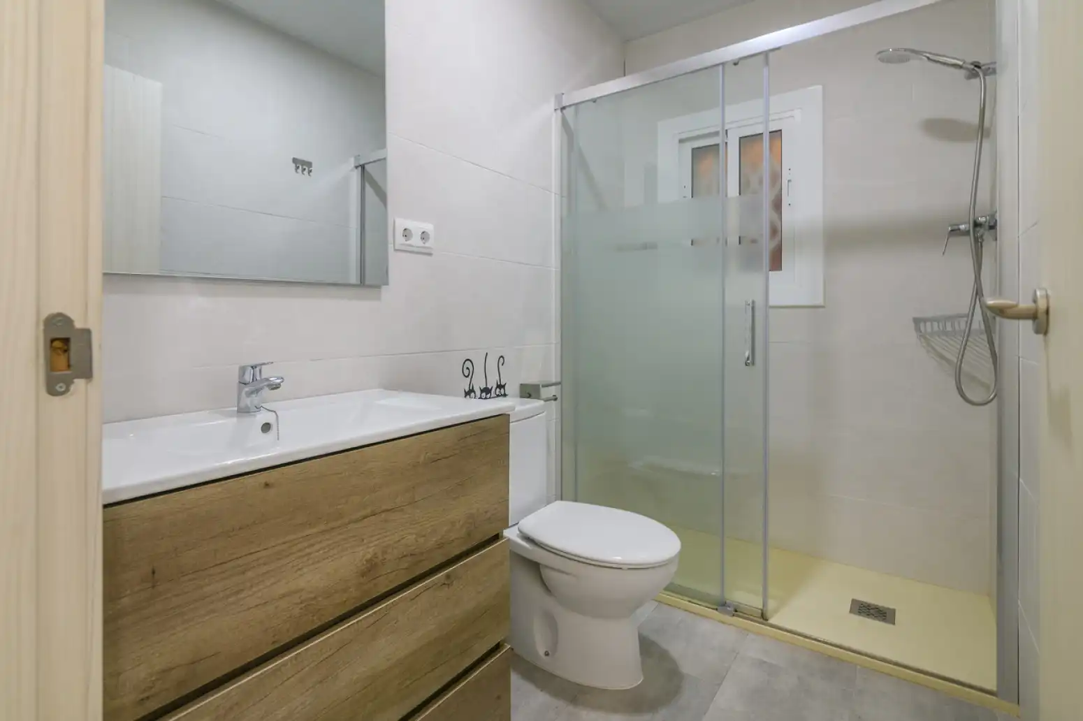 Baño de Piso en venta en Viladecans con Terraza