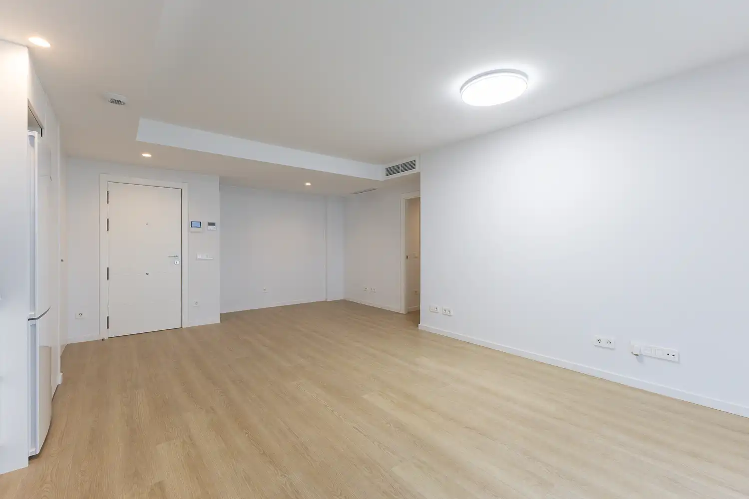 Sala de estar de Piso de alquiler en Dénia con Aire acondicionado, Calefacción y Trastero