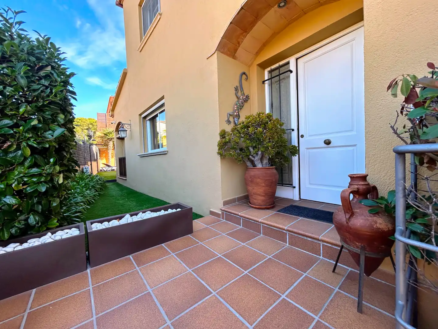 Vista exterior de Casa adosada en venta en Palafrugell con Aire acondicionado, Calefacción y Jardín privado