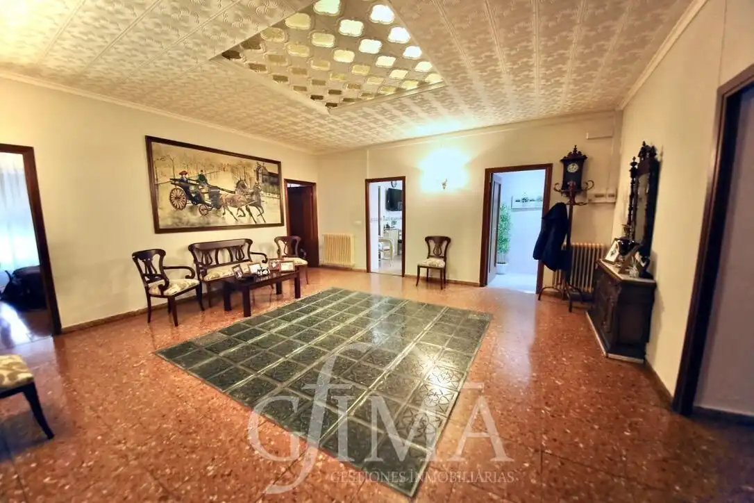 Casa con terraza en venta en Tomelloso, imagen 4
