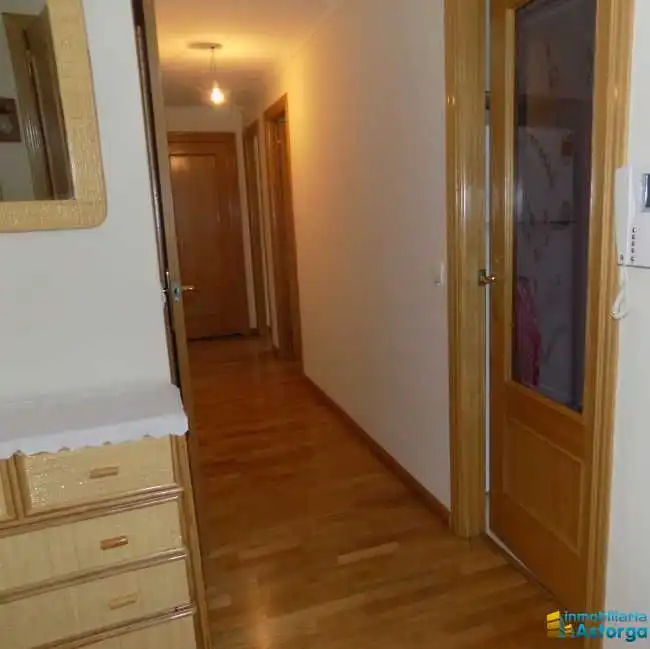 Wohnung zur Miete in Astorga mit Heizung, Parkett und Terrasse