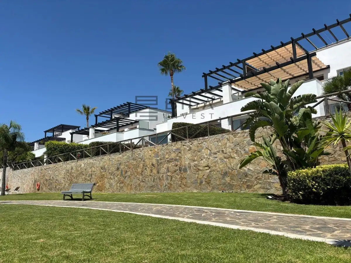 Vista exterior de Casa adosada en venta en Marbella con Aire acondicionado, Terraza y Trastero