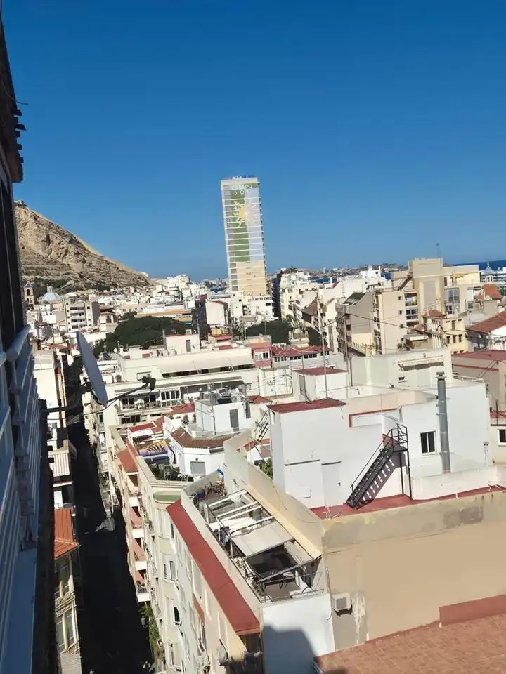 Vista exterior de Pis de lloguer en Alicante / Alacant amb Aire condicionat i Moblat