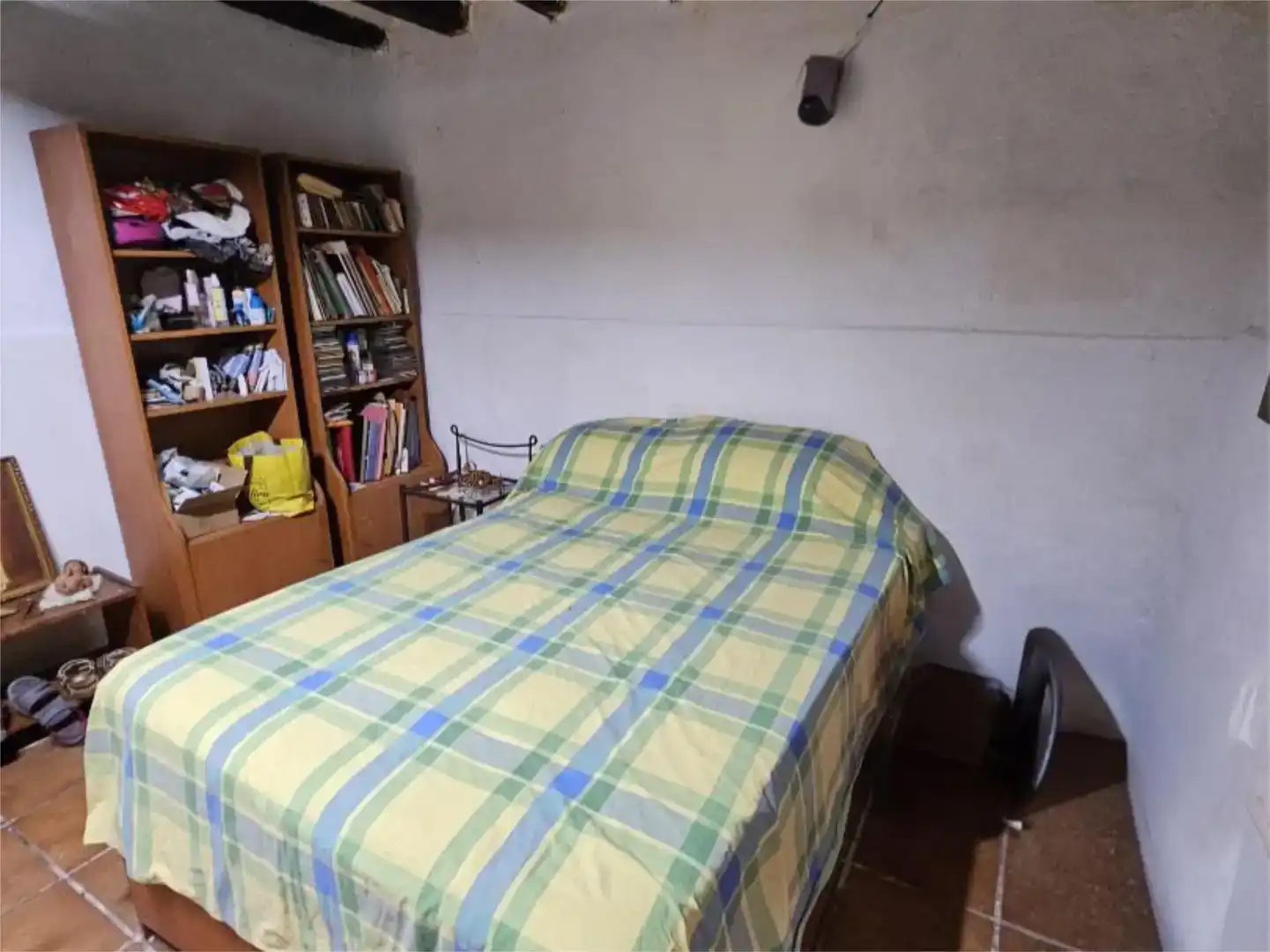 Habitación de Casa adosada en venta en Maluenda con Trastero y Balcón
