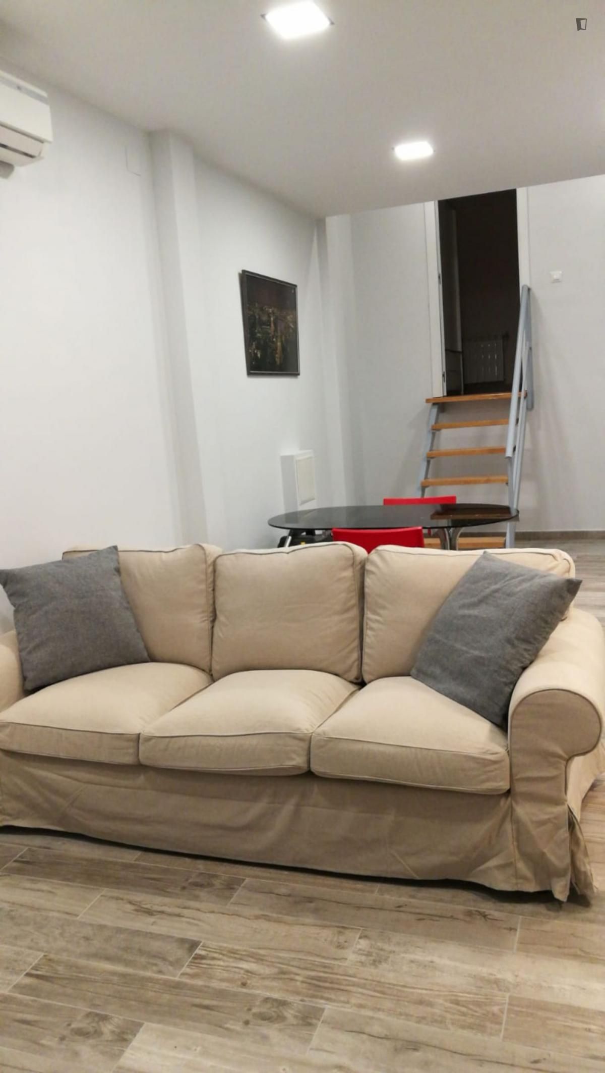 Apartament de lloguer a Orcasitas