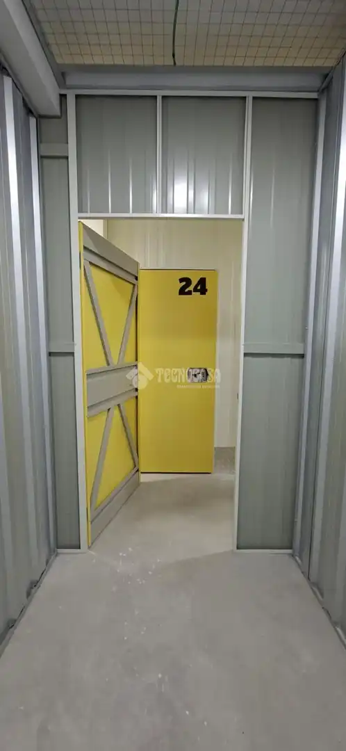 Bedroom of Storage room for rent in Huelva