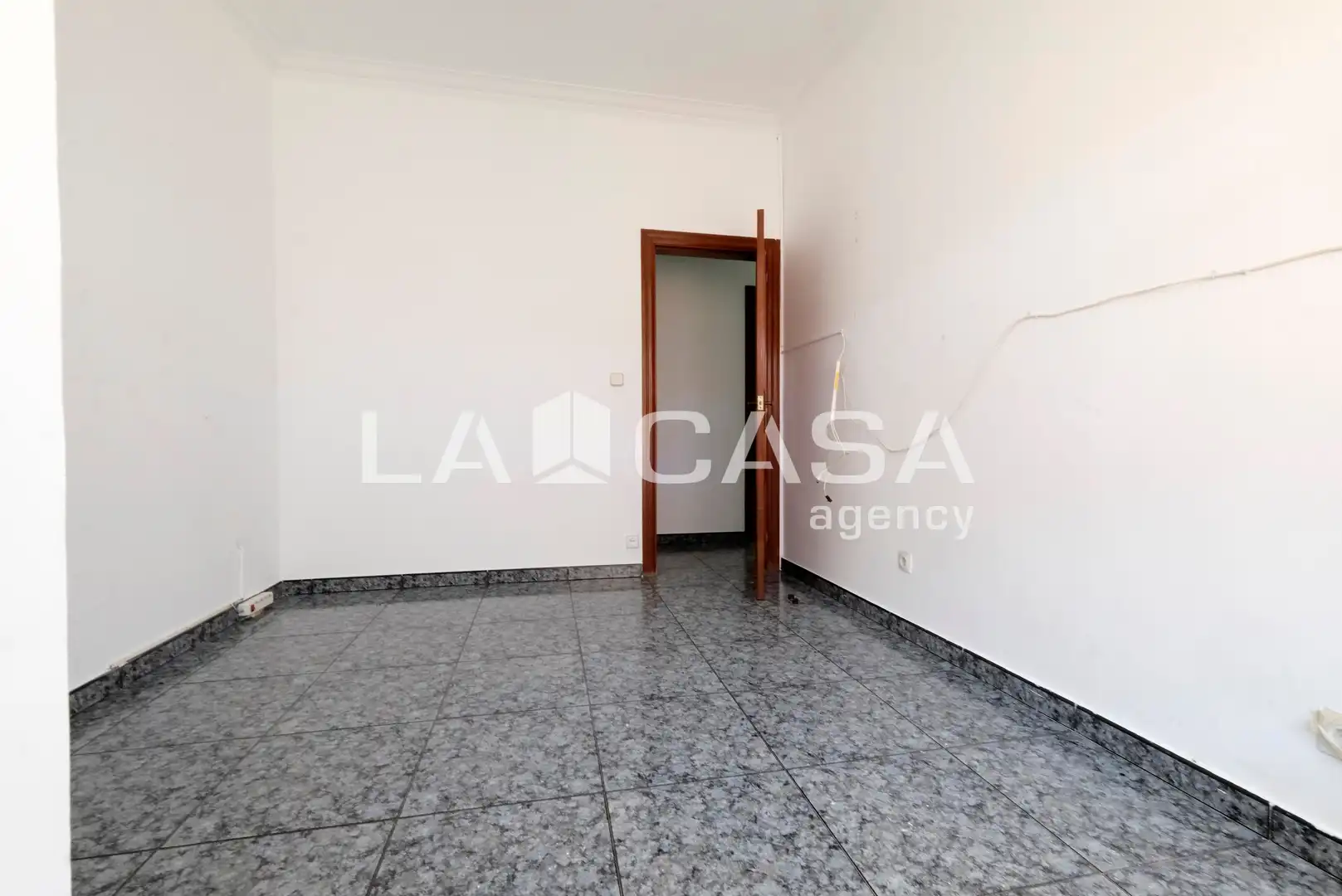 Flat for sale in Barcelona  with Heating and Terrace