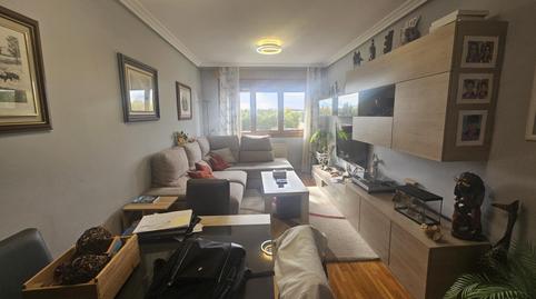 Foto 4 de Pis en venda a Camino Villalonquejar, Barriada Yagüe, Burgos