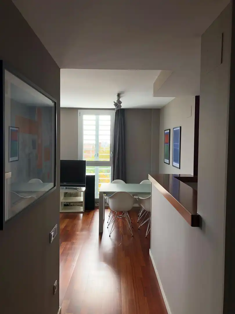 Comedor de Piso de alquiler en Barcelona con Aire acondicionado, Calefacción y Amueblado