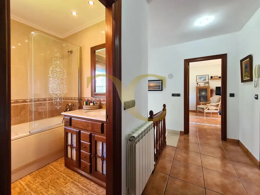 Casa o xalet en venda en Ribadesella amb Calefacció, Jardí privat i Terrassa