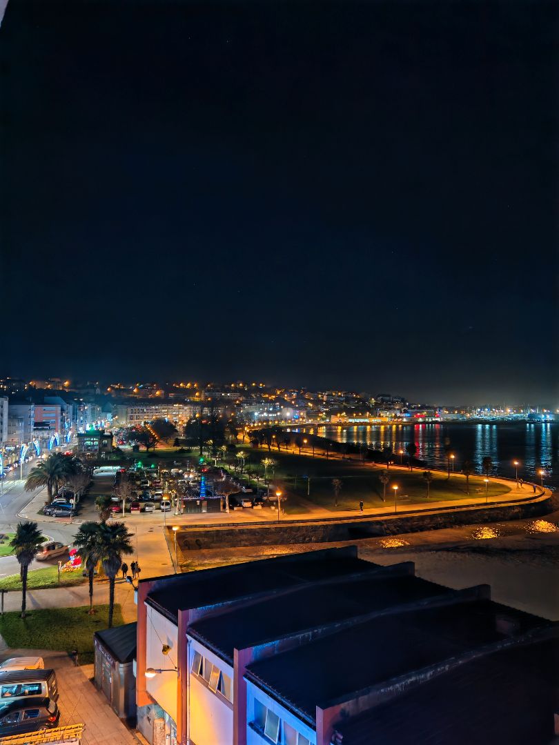 Vista exterior de Pis de lloguer en Sada (A Coruña) amb Calefacció, Parquet i Traster