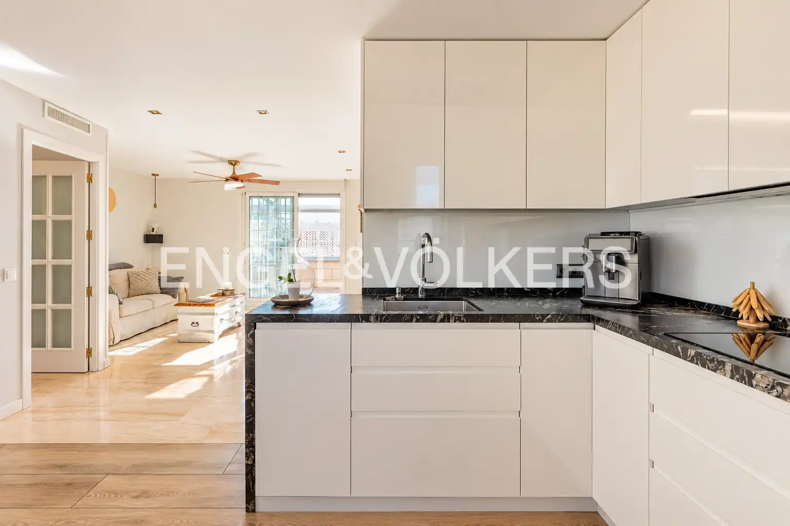 Kitchen of Attic for sale in Madrid  with Air Conditioner, Heating and Private garden