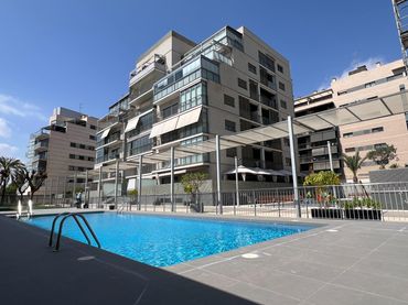 Appartamento con balcone in affitto a Calle Jose Luis Navarro Campello 6