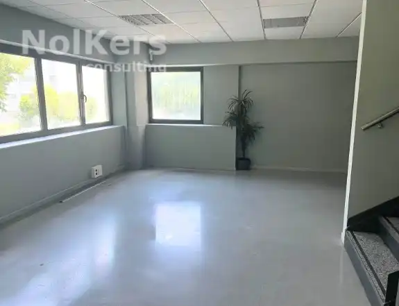 Nave industrial de alquiler en L'Hospitalet de Llobregat con Calefacción