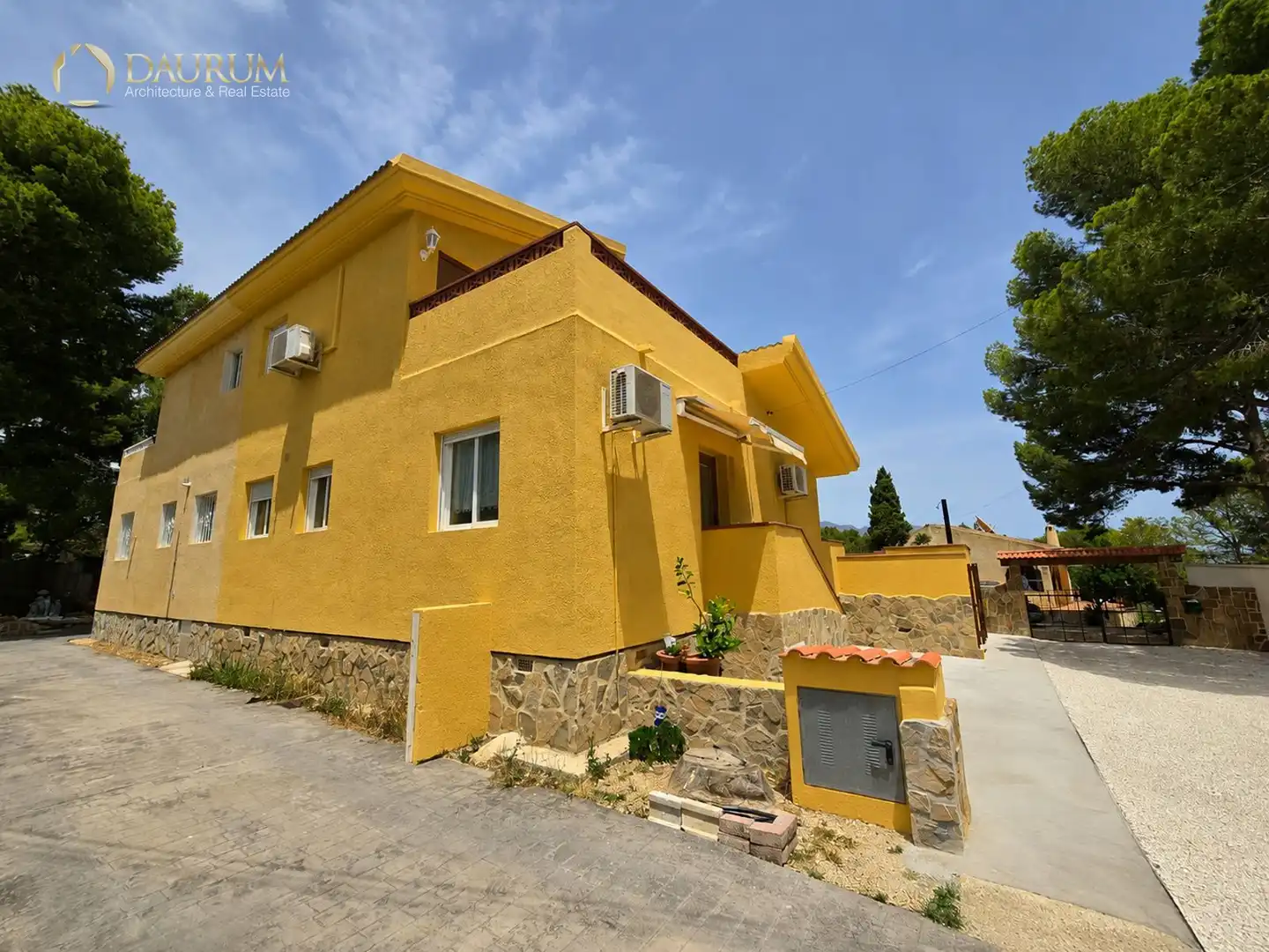 Casa aparellada amb piscina en venda a OROVAL, imagen 44
