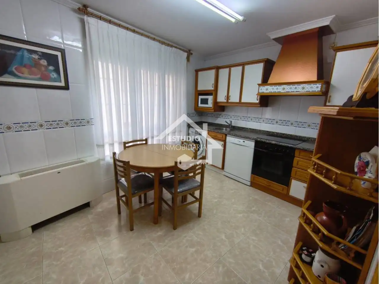 Cuina de Casa o xalet en venda en Lodosa amb Aire condicionat, Calefacció i Parquet