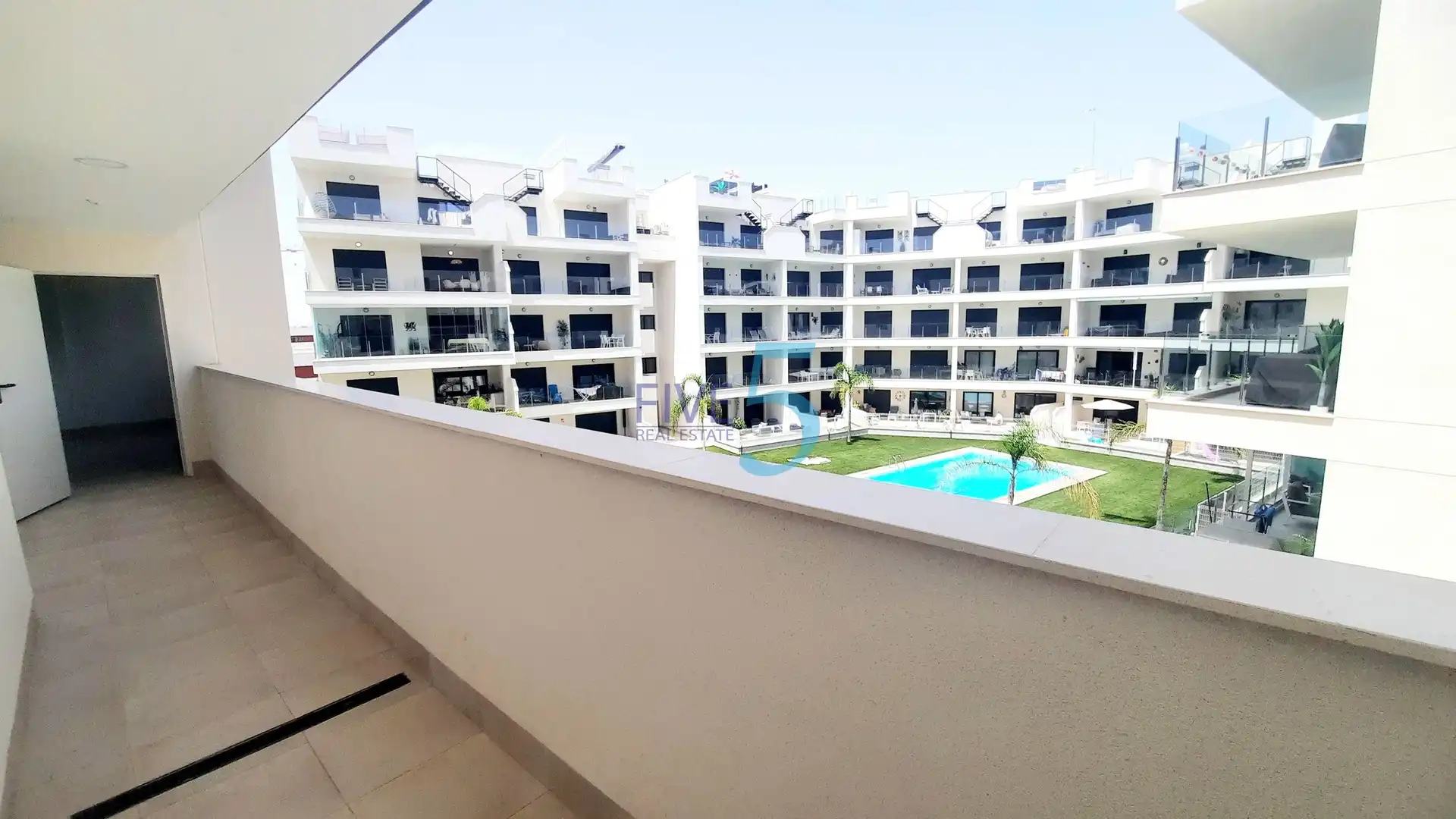 Piscina de Pis en venda en Murcia amb Aire condicionat, Calefacció i Terrassa
