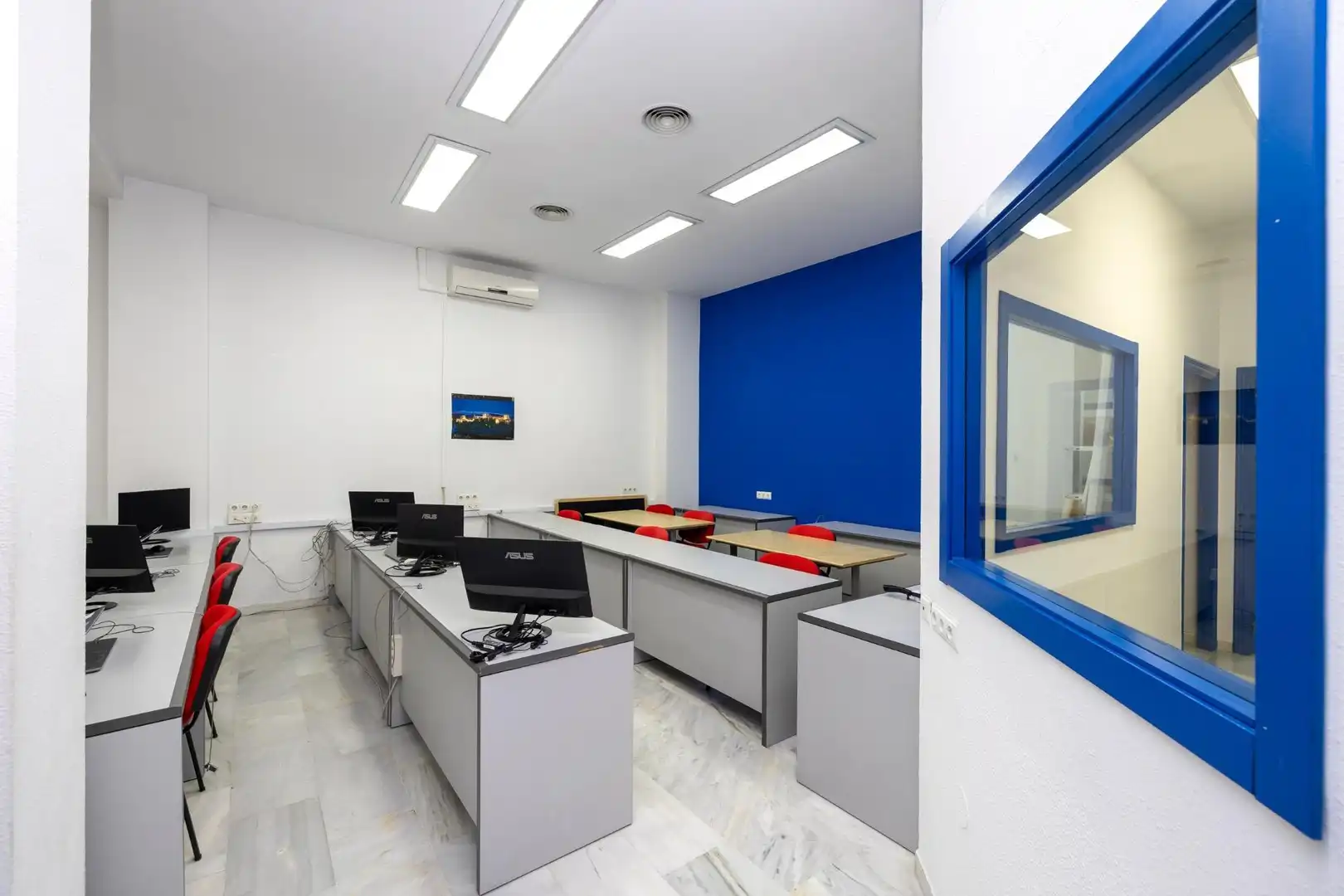 Business premises for sale in Calle Cisne 10, imagen 12