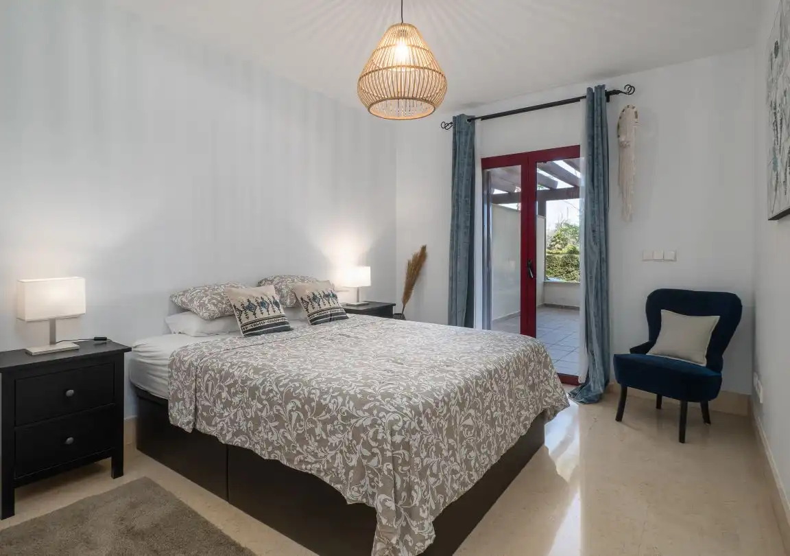 Bedroom of Flat for rent in Sotogrande  with Air Conditioner, Heating and Terrace