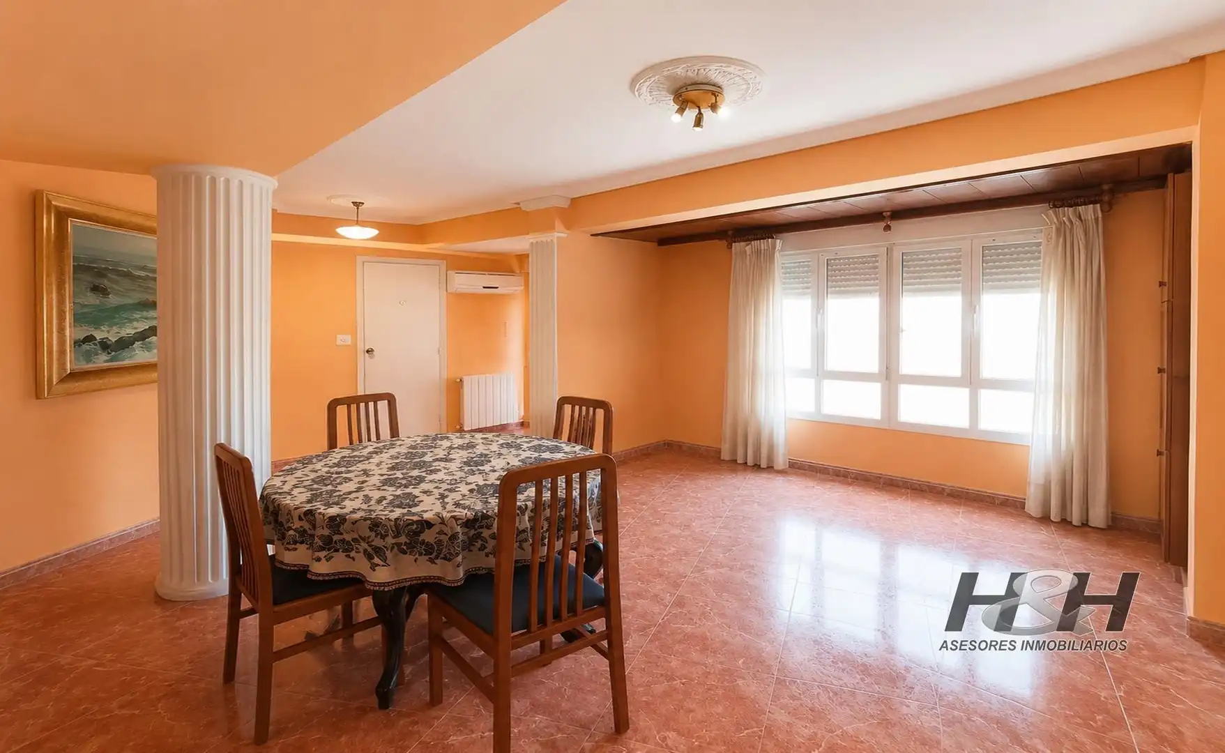 Appartamento con terrazza in vendita a L'Eixample