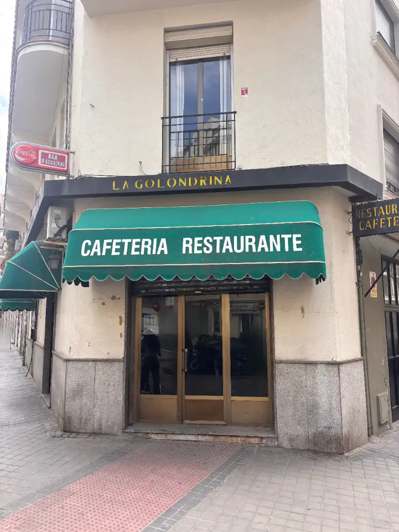 Local de alquiler en Madrid con Calefacción, Terraza y Amueblado