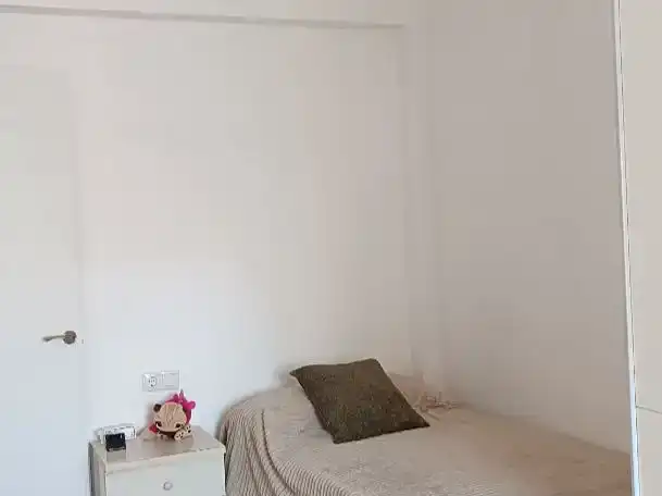 Habitación de Ático para compartir en Valencia