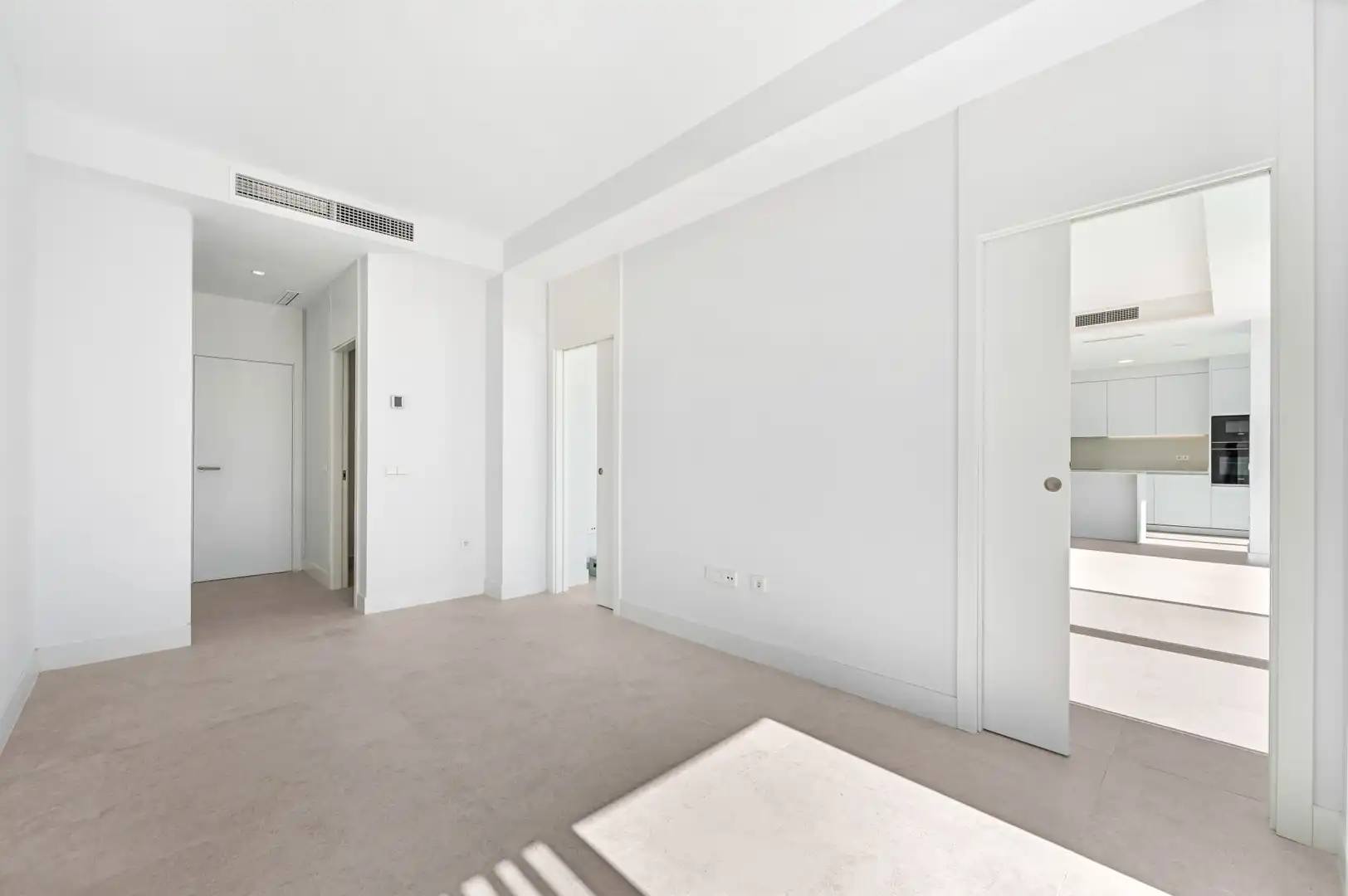 Attic for rent in Marbella  with Air Conditioner, Terrace and Storage room
