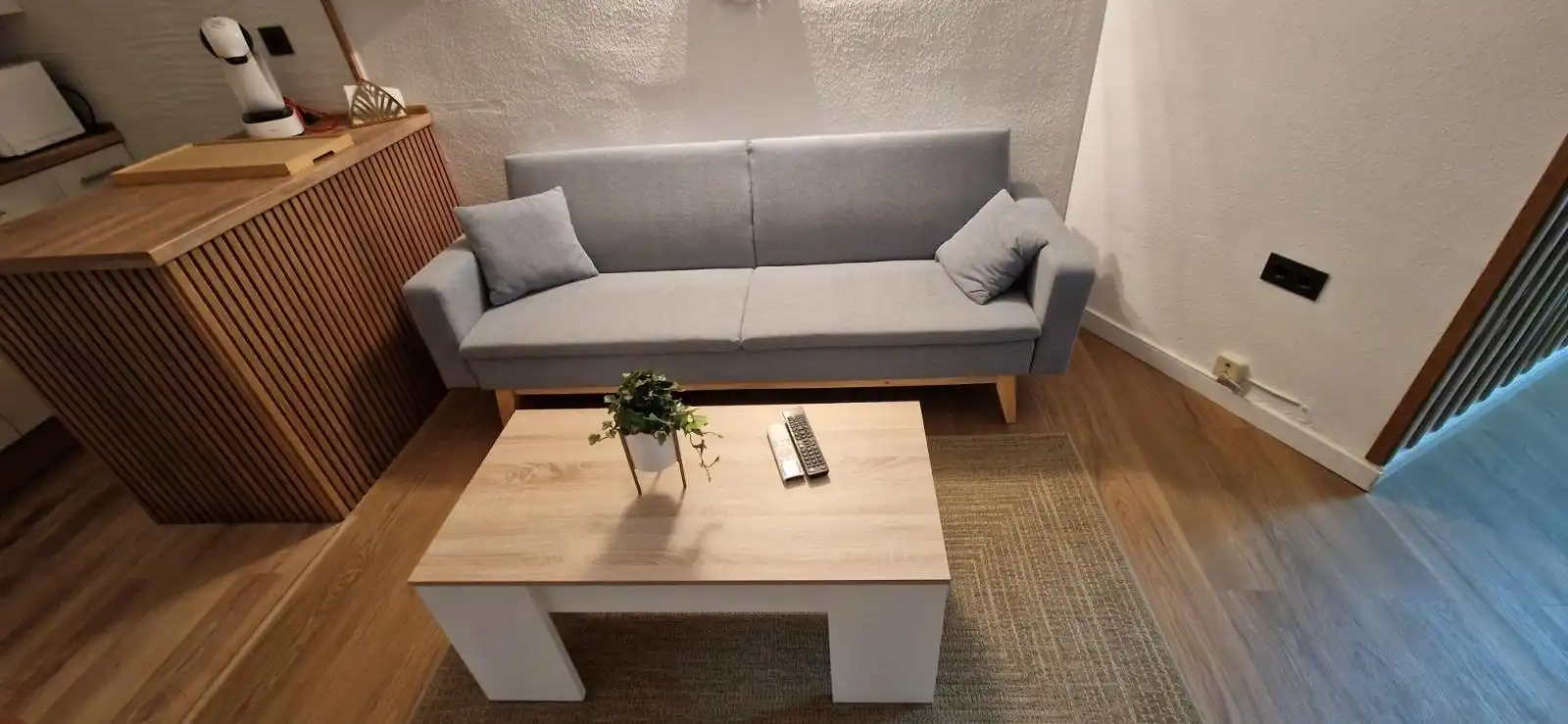 Wohnzimmer von Wohnungen zur Miete in Fuengirola mit Klimaanlage, Heizung und Parkett