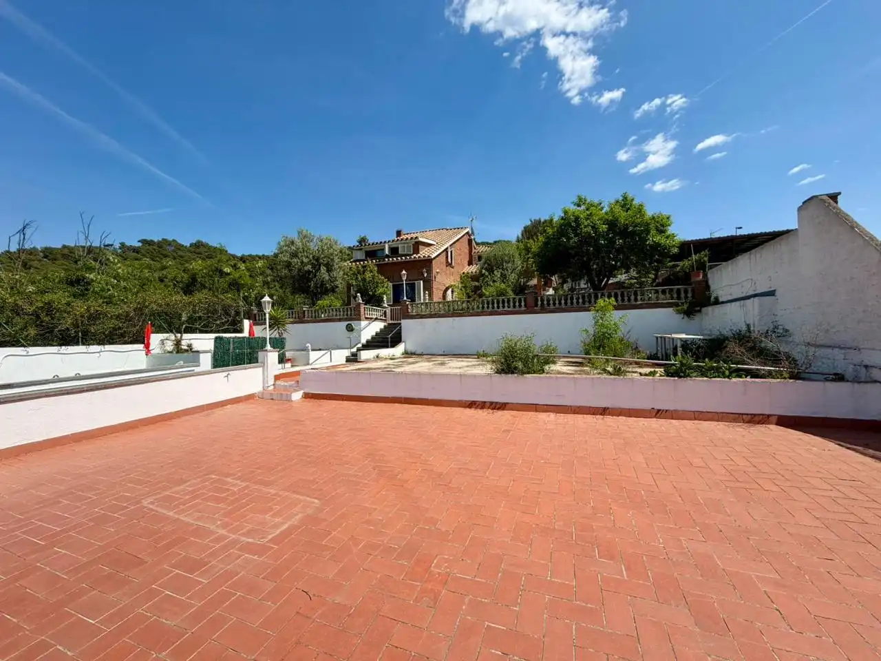 Jardí de Casa o xalet en venda en Montcada i Reixac amb Aire condicionat, Calefacció i Jardí privat