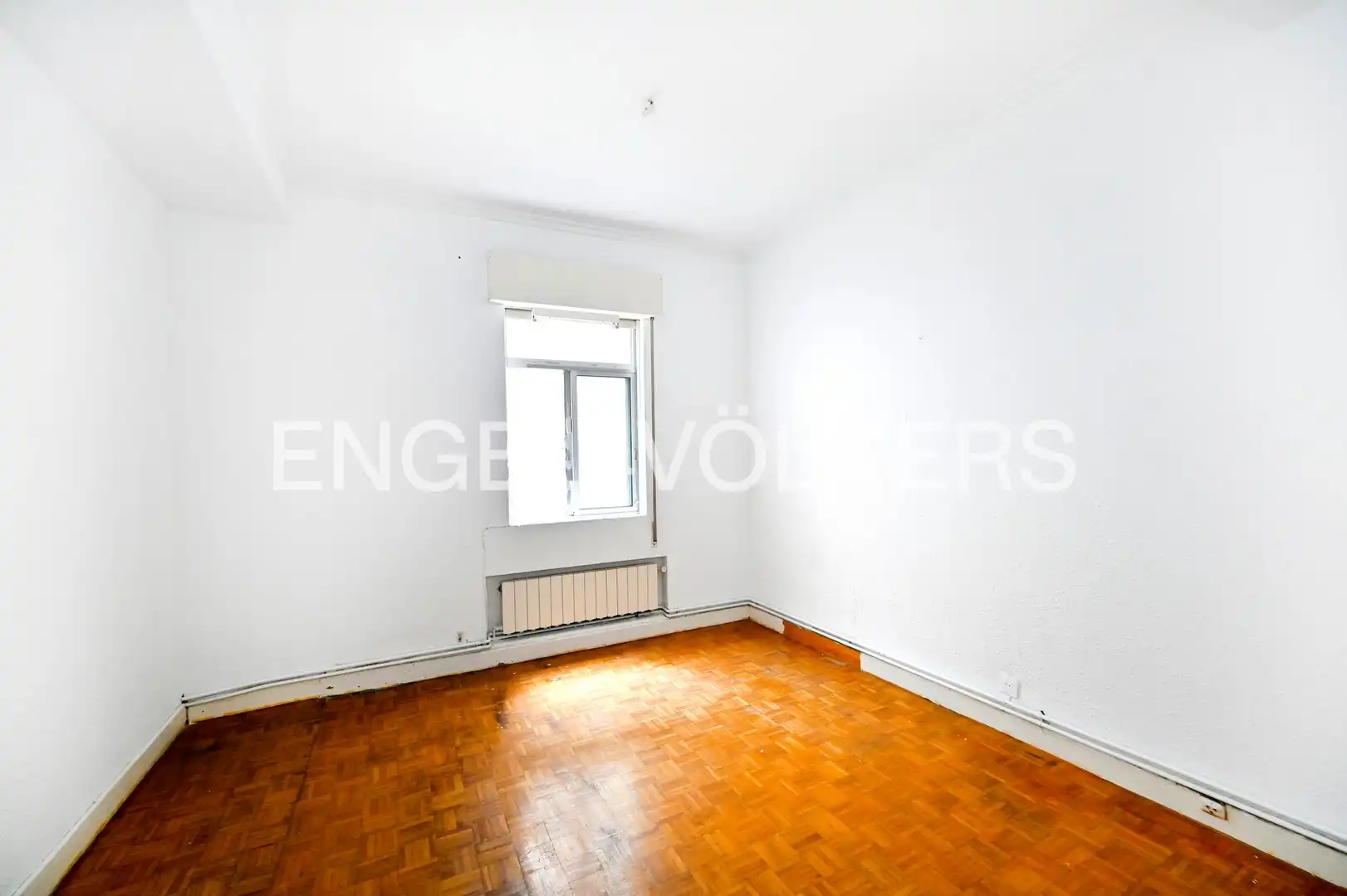 Habitación de Piso en venta en Santander con Calefacción