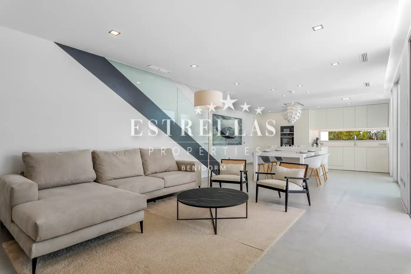 Chalet con piscina en venta en Golf Bahía, imagen 8