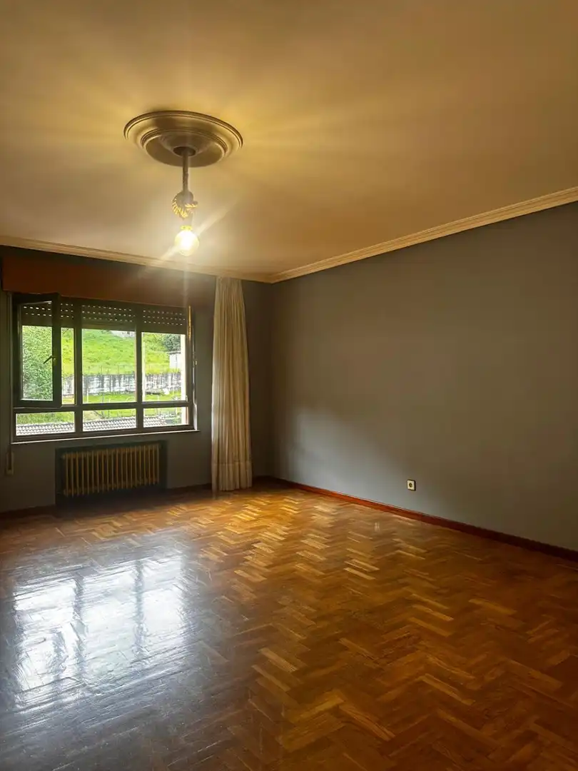 Habitación de Piso en venta en Riosa con Calefacción, Terraza y Trastero
