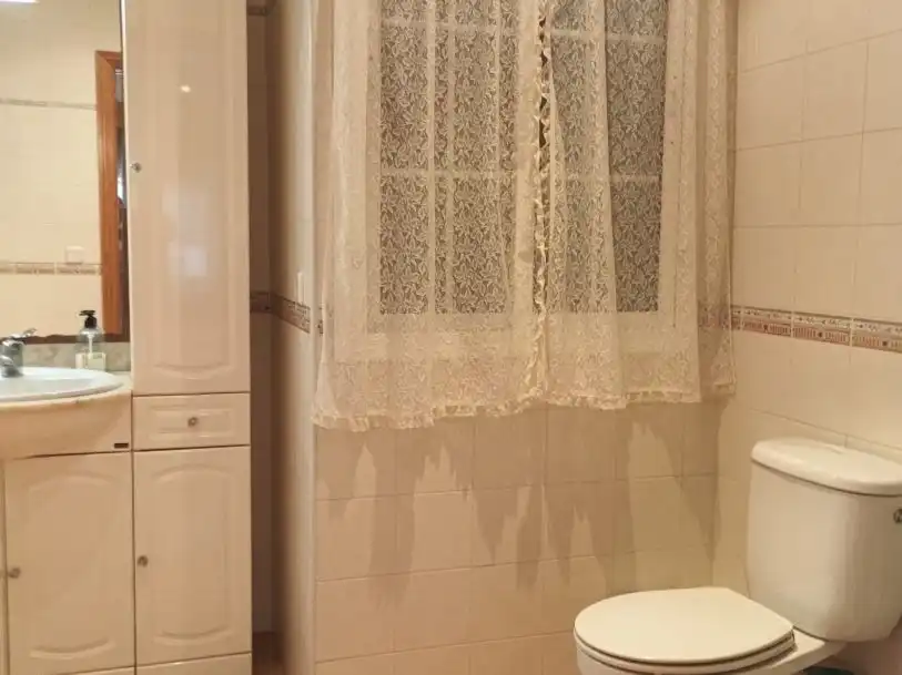 Baño de Casa adosada en venta en Abrera, Barcelona