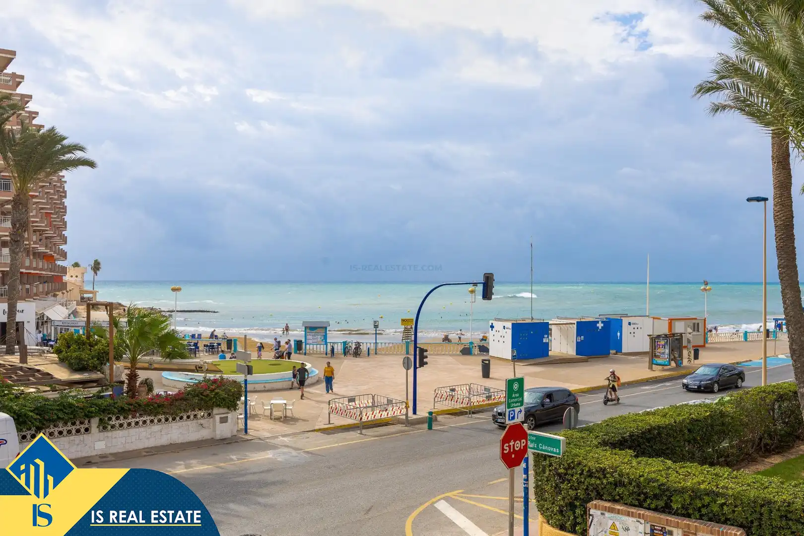 Apartamento con piscina en venta en Playa de los Locos