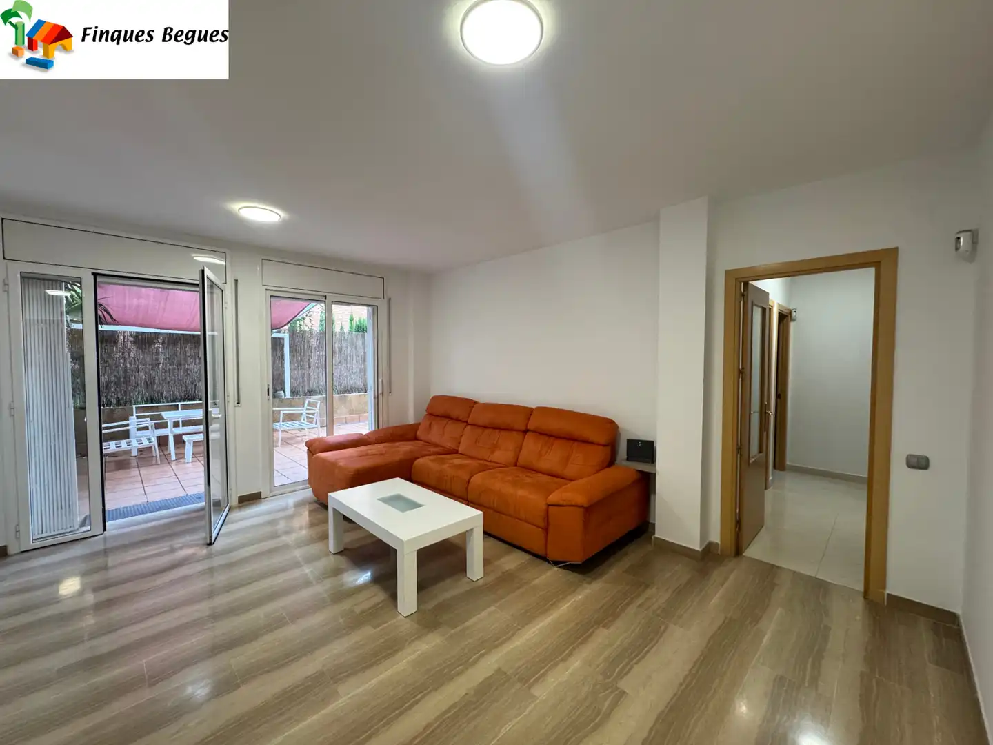Sala de estar de Planta baja en venta en Begues, Barcelona