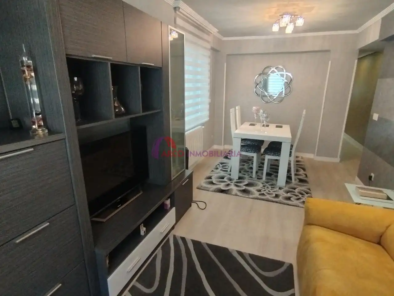 Sala de estar de Piso en venta en Burgos con Calefacción y Amueblado