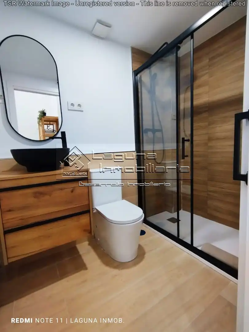 Badezimmer von Wohnung zur Miete in Cádiz mit Klimaanlage und Möbliert