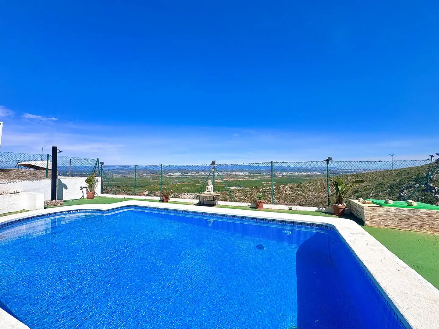 Piscina de Casa o chalet en venta en Chiva con Terraza y Piscina comunitaria