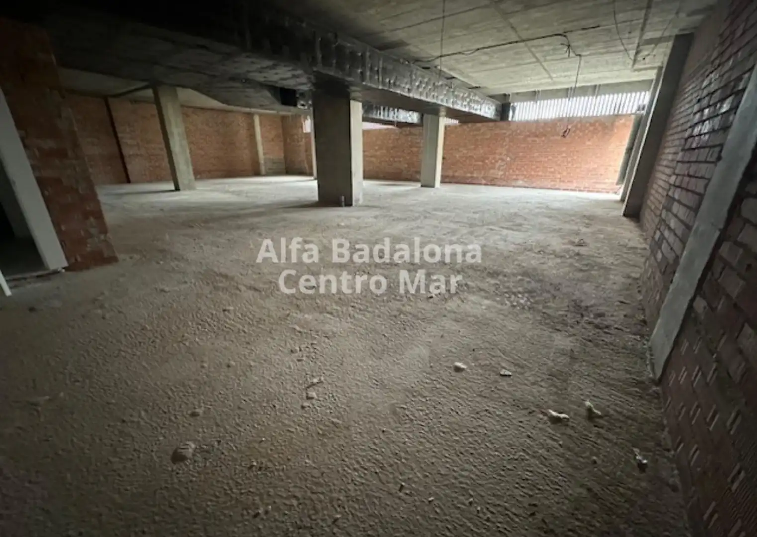 Local comercial de lloguer a Port, imagen 12