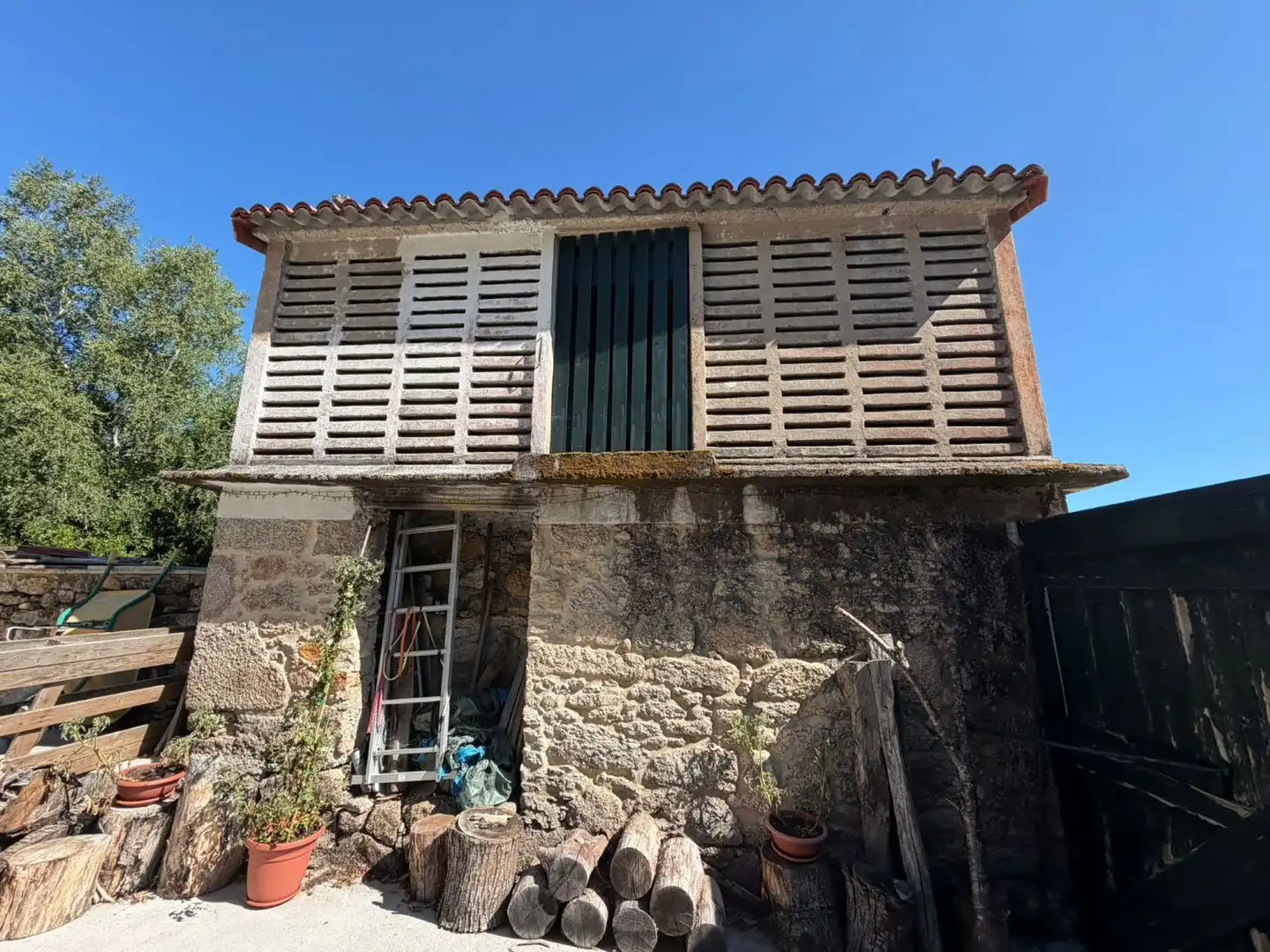 Vista exterior de Casa o chalet de alquiler en A Laracha   con Calefacción, Terraza y Trastero