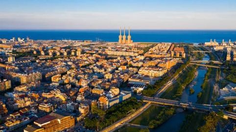 Foto 3 de Edificio en venta en La Salut, Badalona