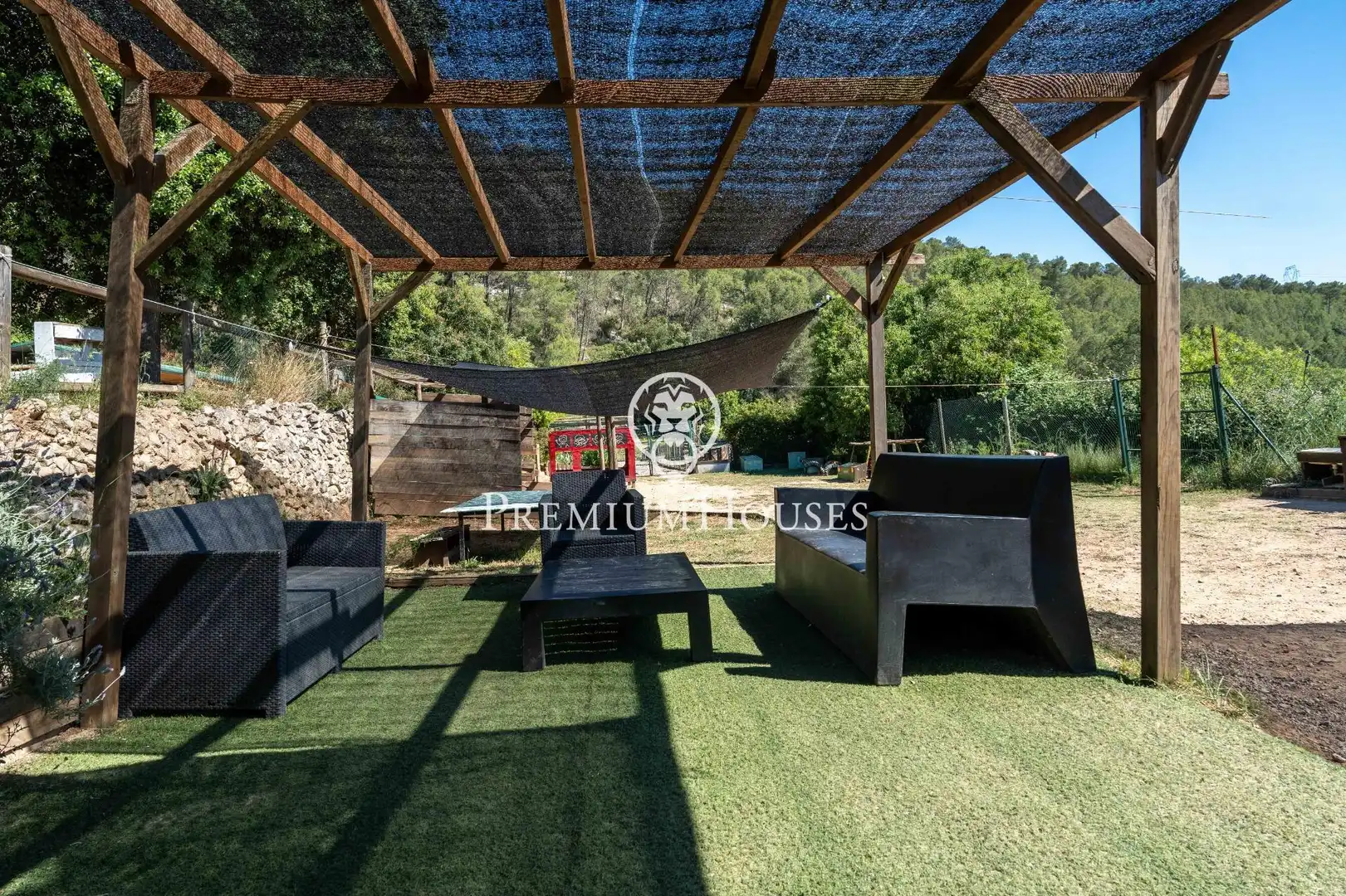 Terrassa de Finca rústica en venda en Sant Pere de Ribes amb Calefacció i Jardí privat