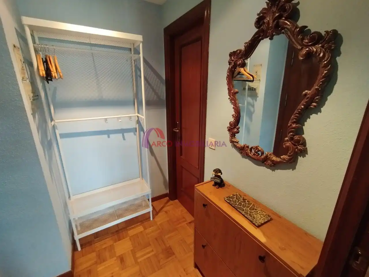Dormitori de Apartament en venda en Burgos amb Calefacció i Traster