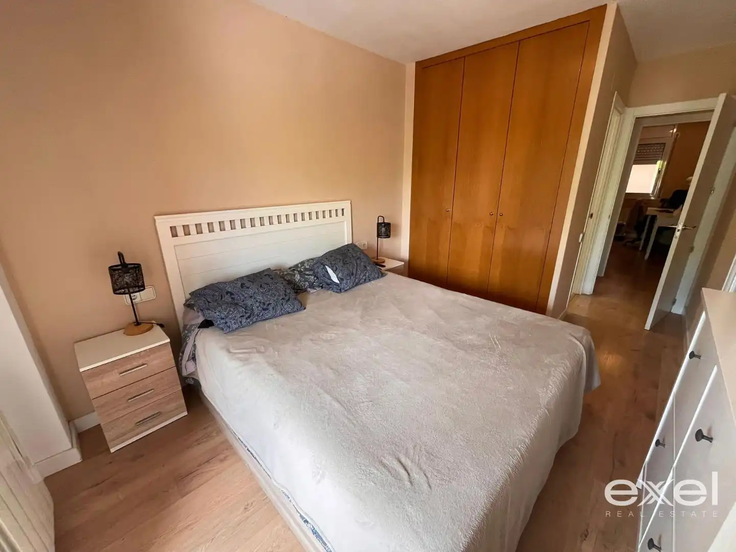 Habitación de Piso en venta en Sant Joan Despí con Aire acondicionado, Calefacción y Parquet