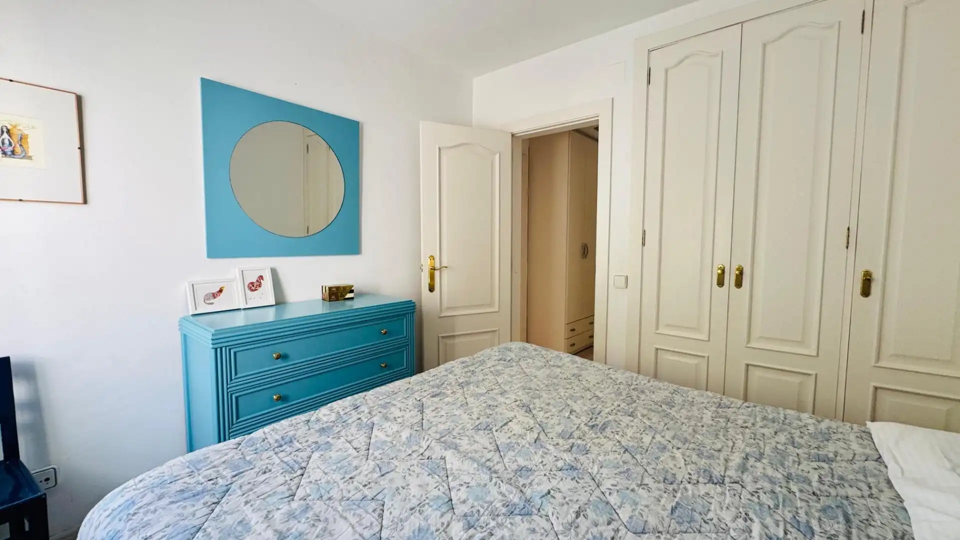 Schlafzimmer von Erdgeschoss zur Miete in Vilanova i la Geltrú mit Klimaanlage, Heizung und Terrasse