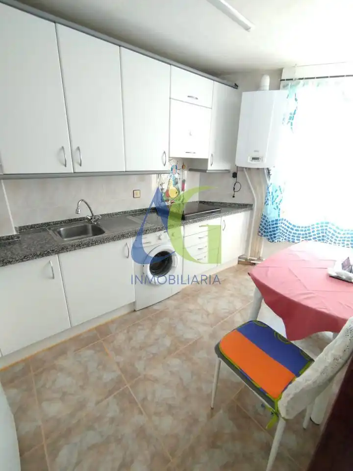 Cuina de Pis en venda en Villaquilambre amb Calefacció i Traster
