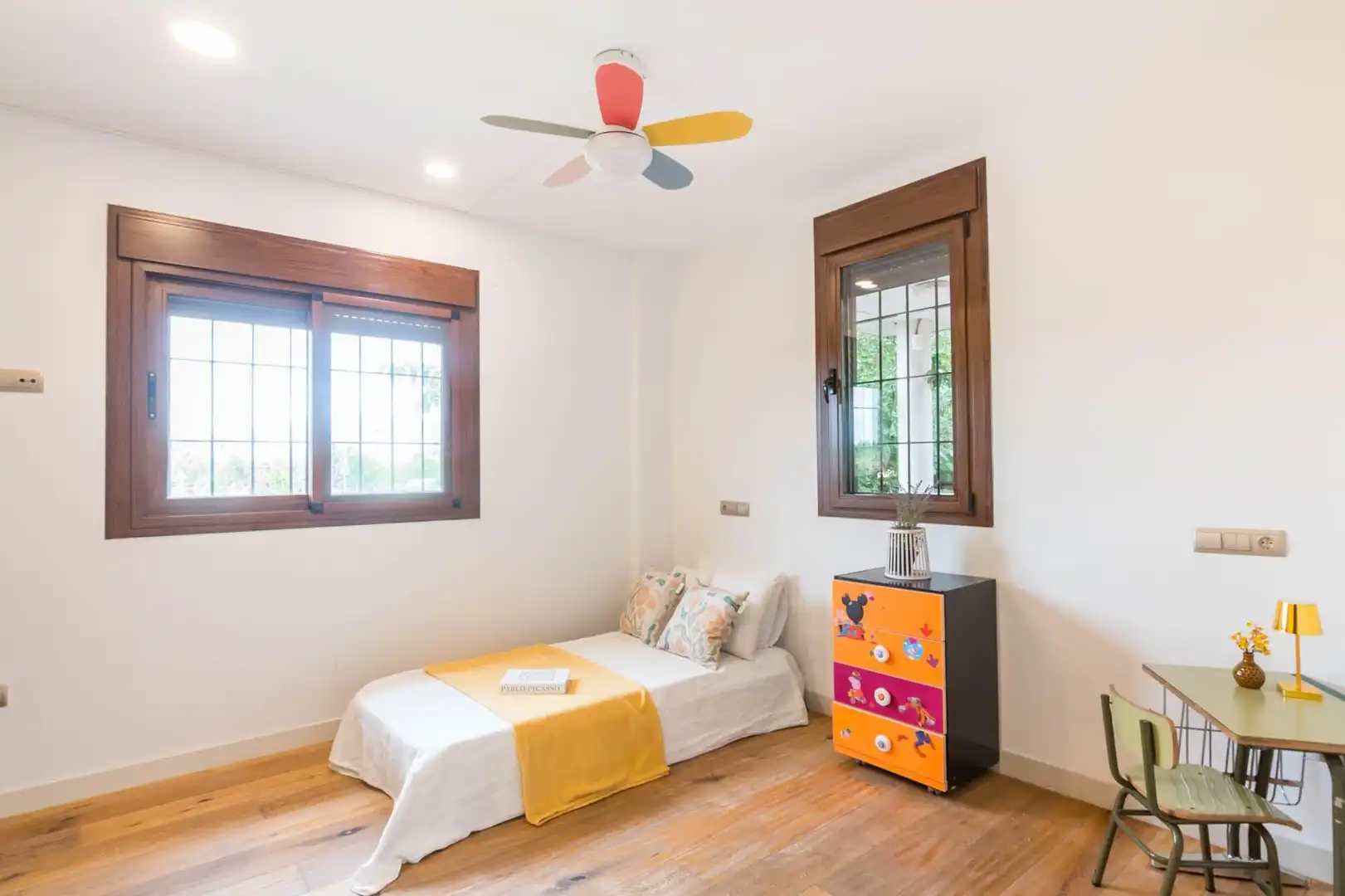 Habitación de Casa o chalet en venta en Murcia con Aire acondicionado, Calefacción y Jardín privado
